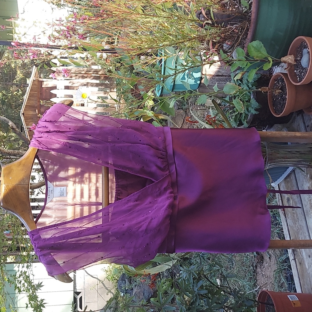Outfit Purple top.